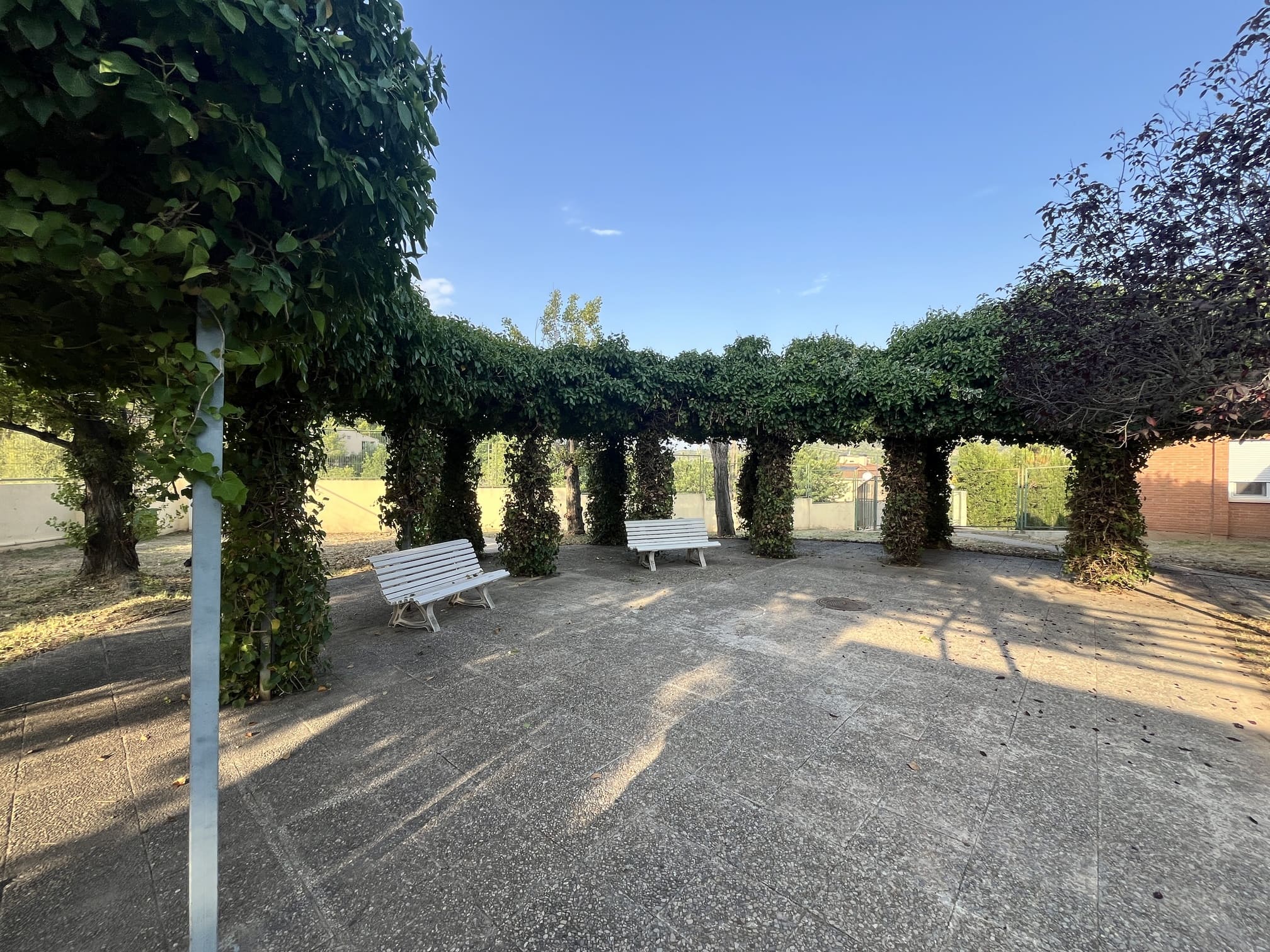 Mantenimiento de jardinería de centro residencial
